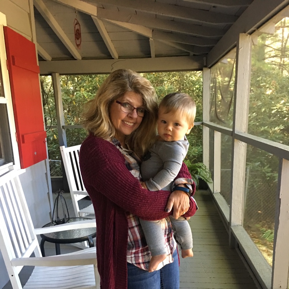 Meet your Posher, Sara